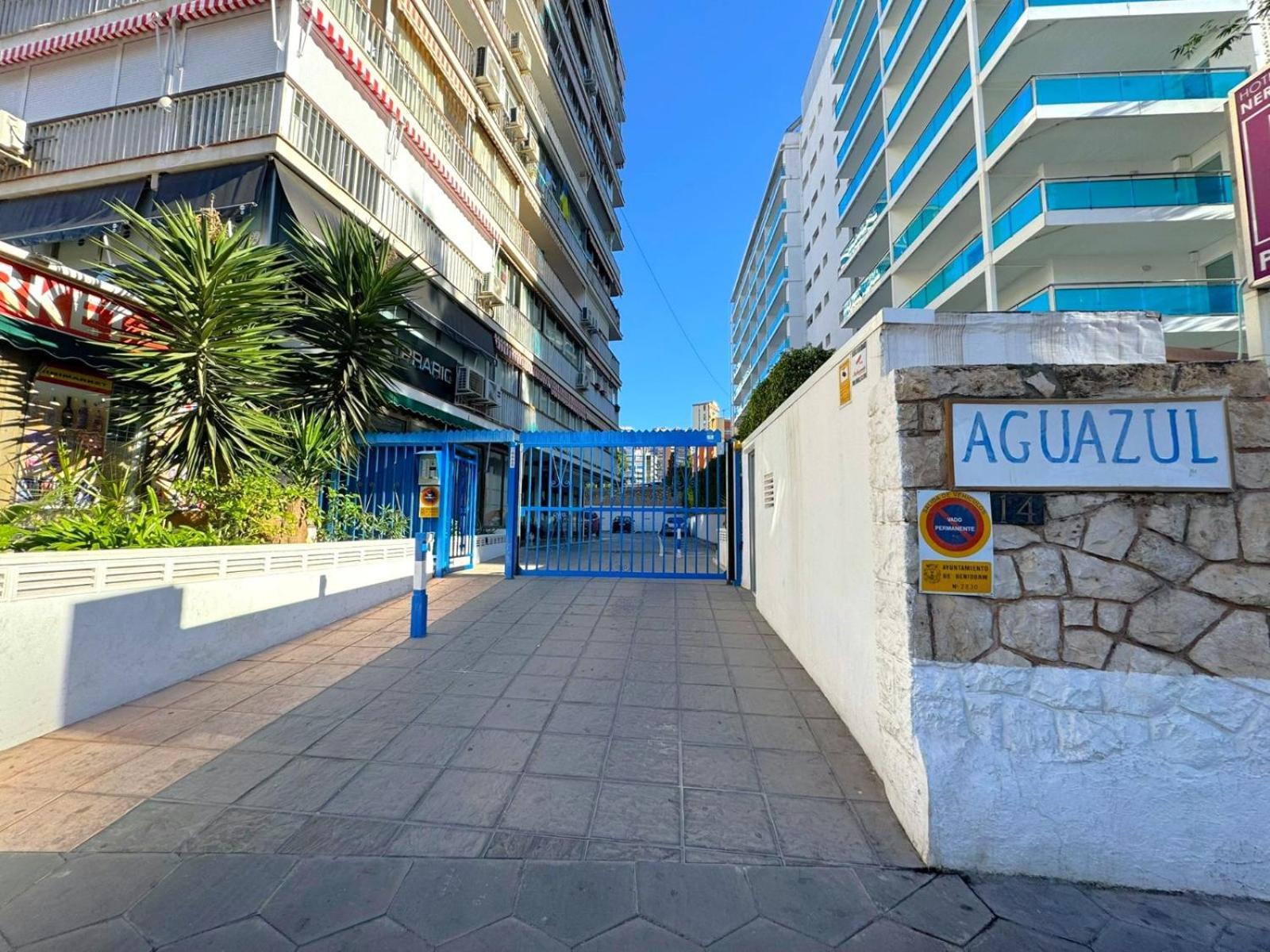 Апартаменты Agua Azul 8 Бенидорм Экстерьер фото
